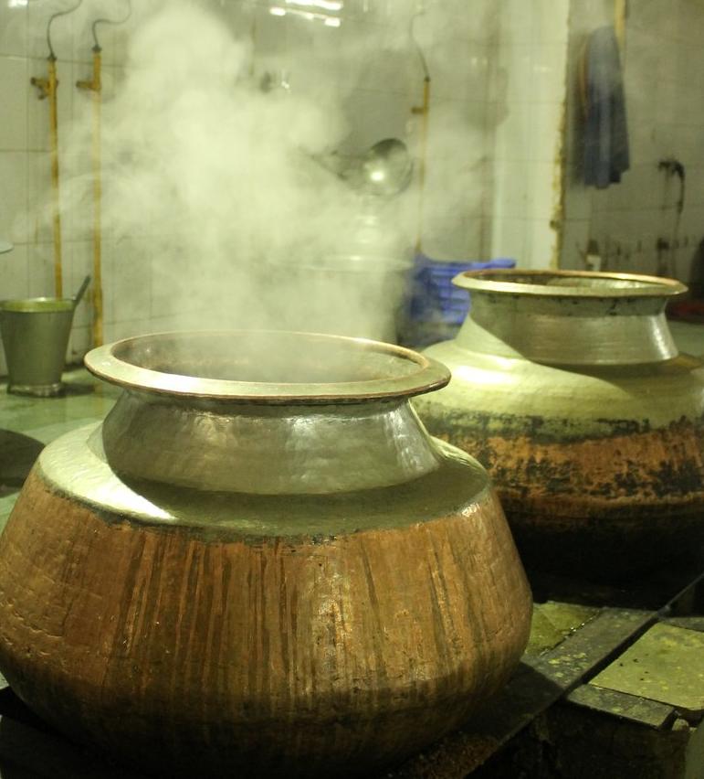 food tour in delhi with a local chef